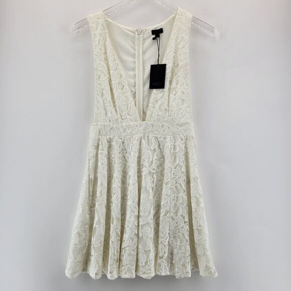 Revolve NBD Faith White Lace Mini Dress Small Plunging Neckline Sleeveless NWT - Picture 4 of 13